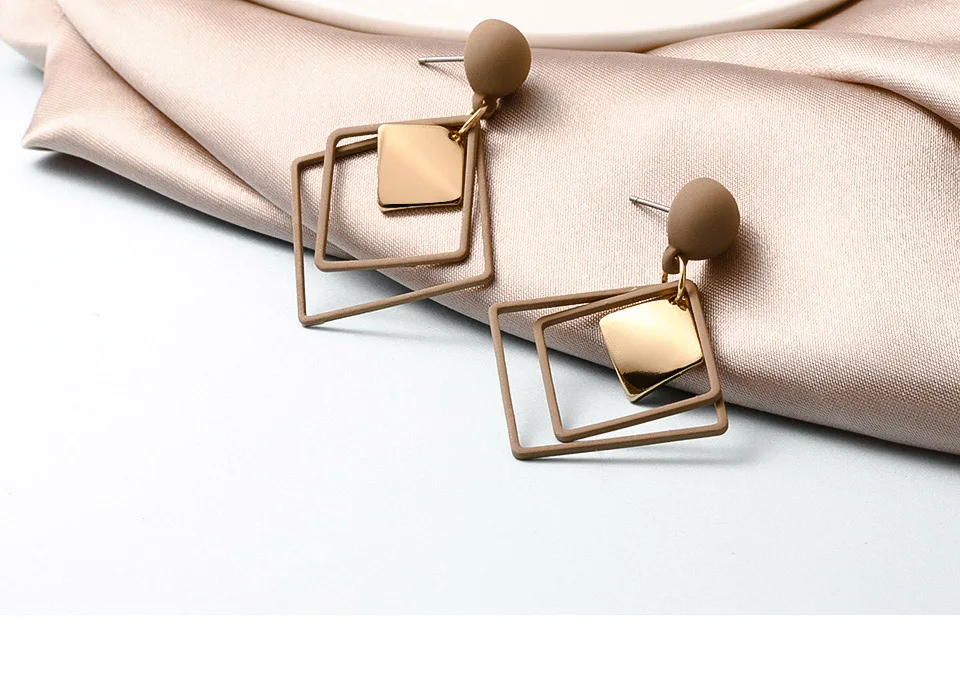 ZWC, Модные Винтажные акриловые массивные металлические Висячие серьги для женщин, геометрические уникальные золотые Висячие серьги, ювелирное изделие