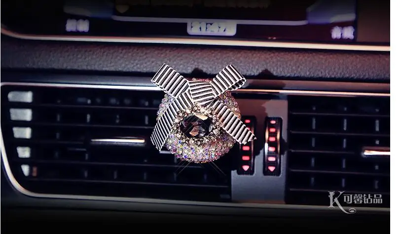 Роскошный автомобиль украшения девушка изысканный алмаз Кондиционер Выход автомобиля воздухоочиститель автомобиля Стайлинг духи