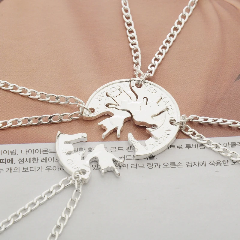 

4 pcs/set Rock Gestures Hand Splicing Pendant Necklace Women Men Creative BFF Best Friends Necklaces Friendship Cut Coin Jewelry