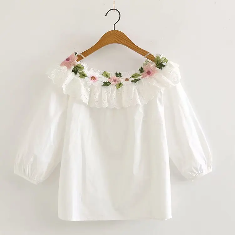 

Korean White New Women Summer Blouses Short Sleeve Pretty Teenage Girl's Shirt Tops Cotton Half Sleeve Lace Flower Embroidery