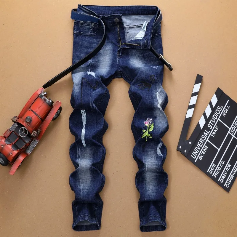 2018 Fashion Europeans Style Men Embroidery Slim Blue Jeans Scratched Personal Man Casual Street Club Street Quality Jean