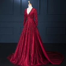 A-line V-Ausschnitt Langarm Open Back Red Farbe Satin Stickerei applique Zurück Durchsichtig Lange Abendkleid mit Korsett