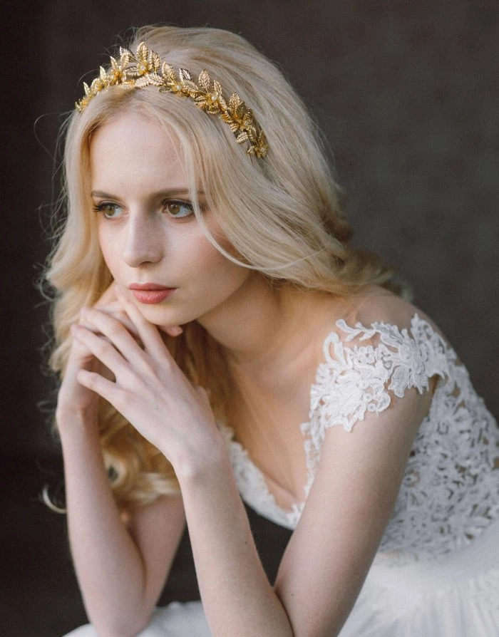 

2019 Spring Summer New Trends Forecast Gold Leaf Crown with Pearls