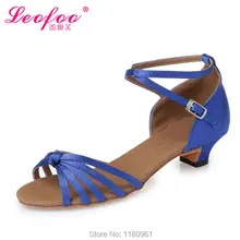 Kinder Tanzschuhe Latin dance schuhe Partei schuhe Kinder Turnschuhe Ferse 3,5 cm Blau satin großverkauf der Fabrik L28