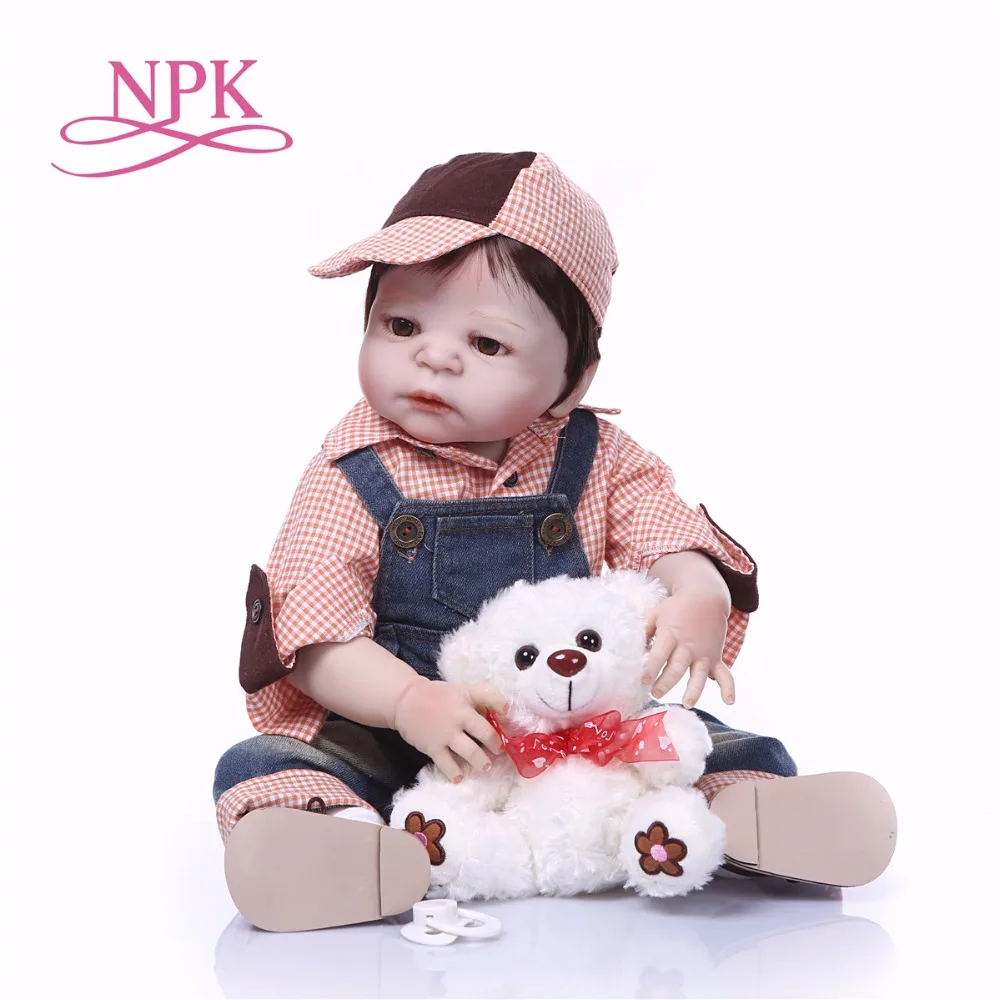 Bebes reborn menino 2" 57 см NPK полный силикон reborn baby boy куклы игрушки для ребенка подарок с медведем плюшевая бутылочка с соской bonecas