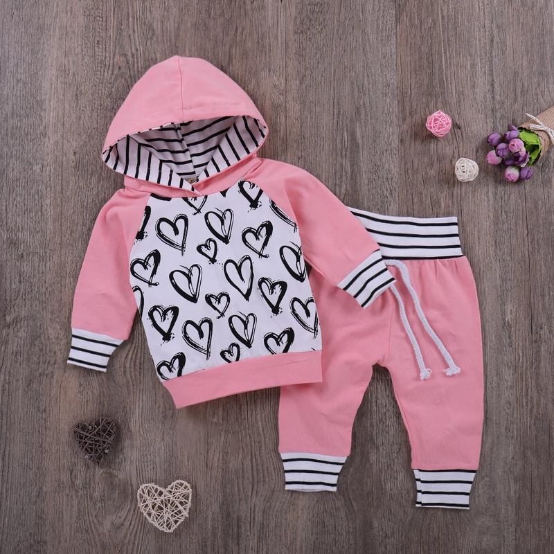 

2018 Autumn Baby girls clothes Heart pattern 2 Pieces outfits sets Hoodie Tops Sweatshirt+Pants Bebe kids girl clothing
