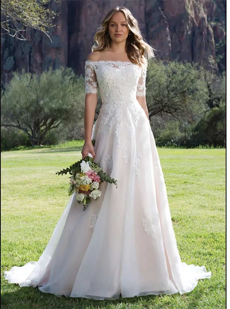 

Smileven A Line Wedding Dress Short Sleeves Lace Appliques Bridal Dress Off The Shoulder Plus Size Crystal Beach Wedding Gown