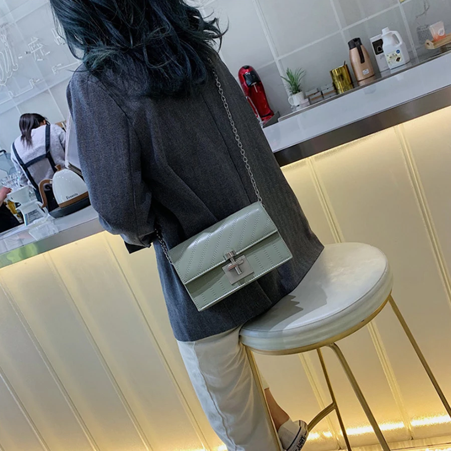 الخياطة موضوع سلاسل المرأة حقائب كتف عارضة بو الجلود Crossbody حقيبة السيدات مصمم صغيرة رفرف أكياس محفظة حقيبة كتف