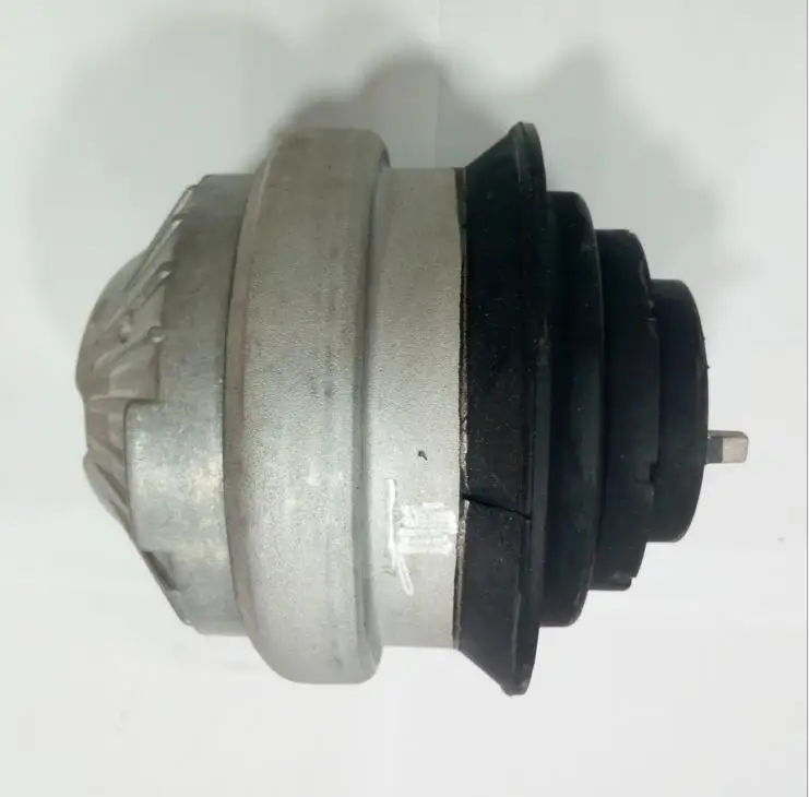 Right Engine Motor Mount For Mercedes Benz W203 C Class C230 NEW 2003