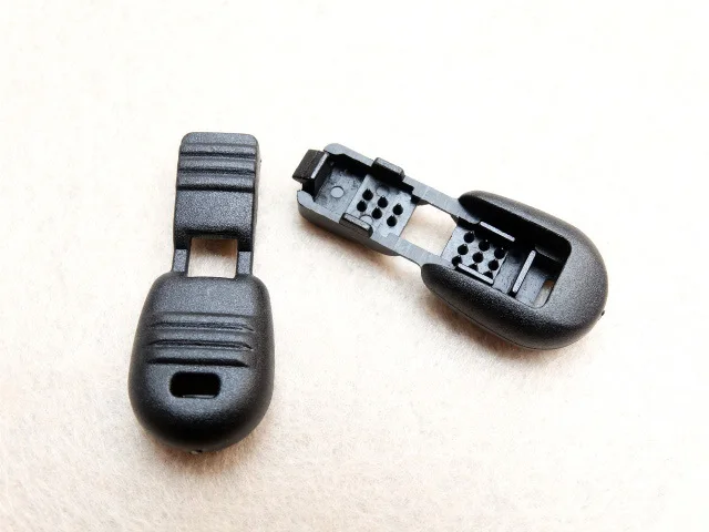 

20pcs/lot Black Plastic Cord Ends Zipper Pull Cord Lock Stopper For Paracord Sportswear Backpack Garment