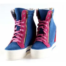 Модные замшевые женские ботильоны на танкетке; сезон весна-осень; женские ботинки с невидимым каблуком; повседневная кожаная обувь на двойной молнии