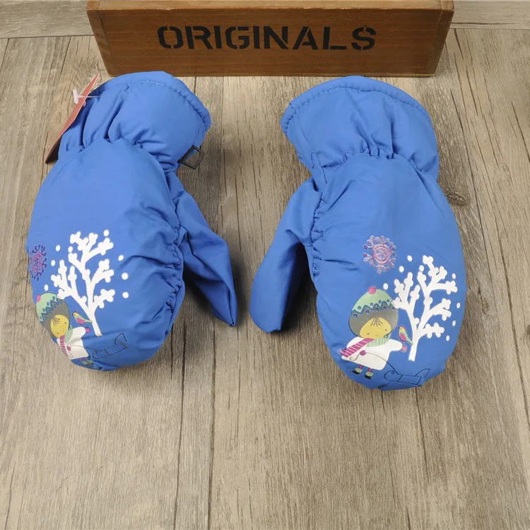 Winter children 's gloves waterproof gloves thickening warm gloves for