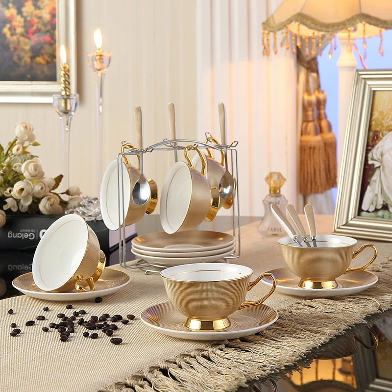 

Europe Vintage Rose Bone China Coffee cups set British Porcelain Tea Sets Ceramic cups organizer tea party Six-piece Set