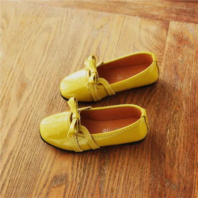Г., Весенняя модная детская кожаная обувь с диким бантом для студентов танцевальная обувь принцессы Повседневная обувь на плоской подошве для девочек - Цвет: Золотой
