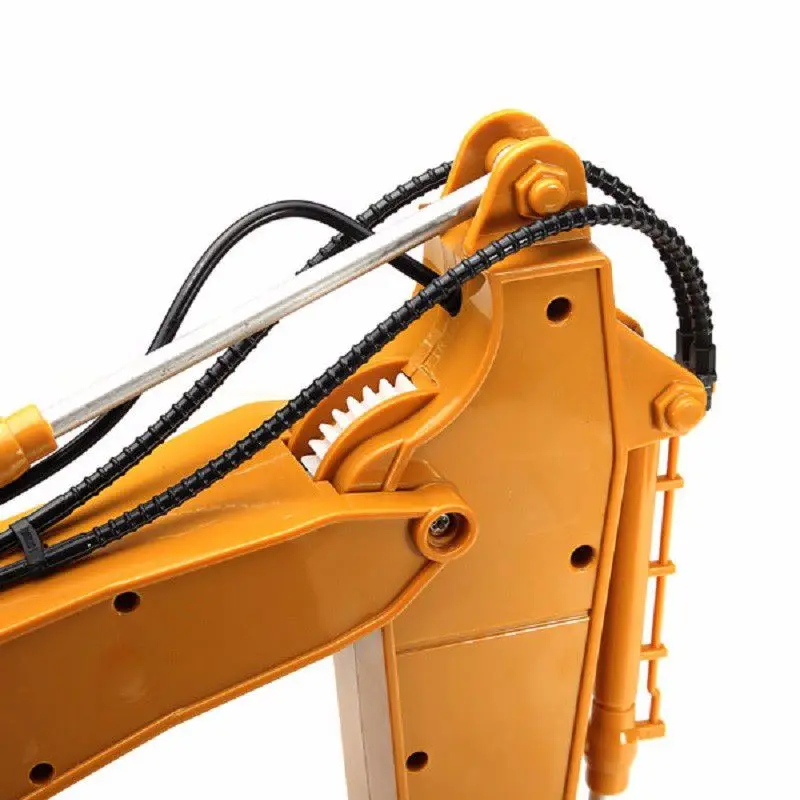 HuiNa Toys 1350 15 Channel 2.4G 1/12 RC Excavator Charging 1:12 RC Car With Battery RTG