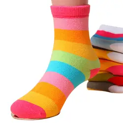 5 пар/лот детские носки для мальчиков и девочек впитывает пот антибактериальные в радужную полоску Короткие носки костюм в британском