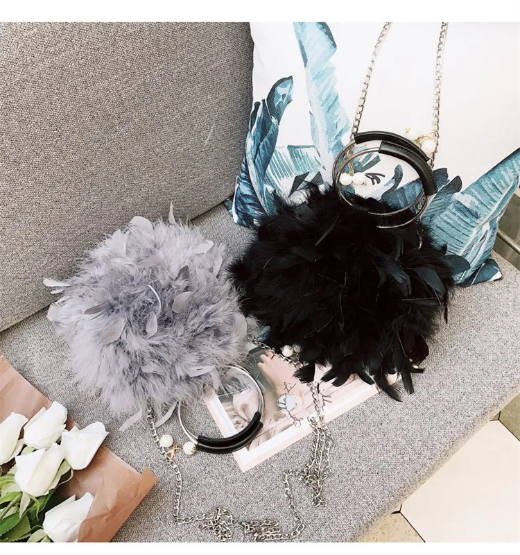 Blascher New 2018 Autumn New Furry Women's Messenger Bag Round Plush Bag Magnetic Buckle Ostrich Feather Chain Ring Bag SQ13 (13)
