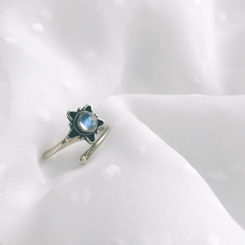 

Pentagram Moonstone Handmade 925 Sterling Silver Temperament Personality Fashion Female Resizable Opening Rings SRI188