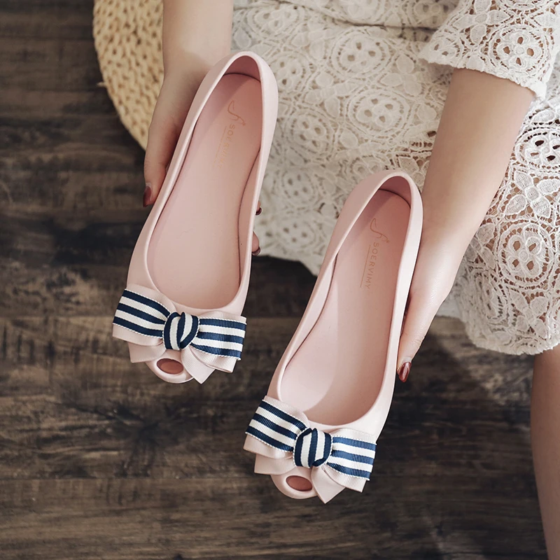 Rouroliu Women Peep Toe Jelly Shoes Summer Comfortable Flat With Casual Shoes Woman Slip-On Bowknot Loafers FR93 Rouroliu Women Peep Toe Jelly Shoes Summer Comfortable Flat With Casual Shoes Woman Slip-On Bowknot Loafers FR93