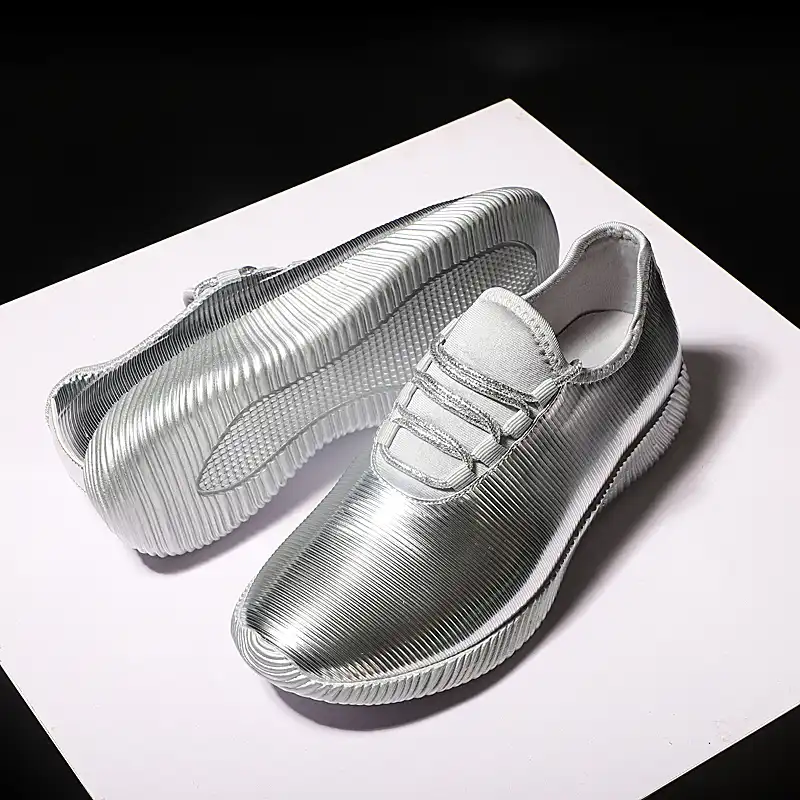 silver tennis shoes womens