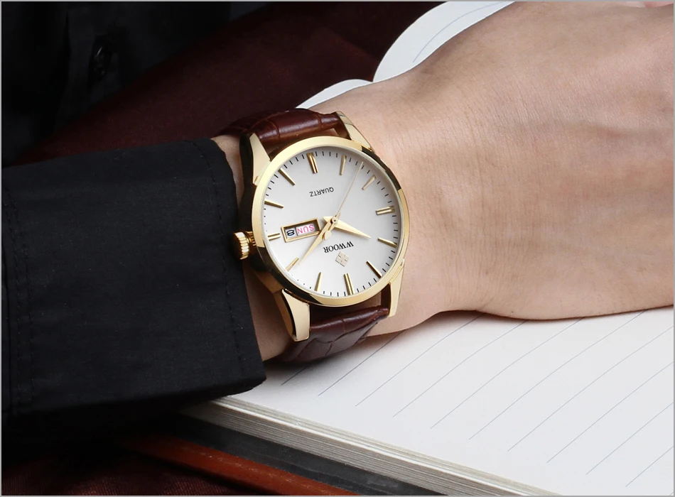 WWOOR мужские часы Топ бренд класса люкс кожаный ремешок Дата Часы повседневные спортивные кварцевые часы мужские водонепроницаемые Relogio Masculino