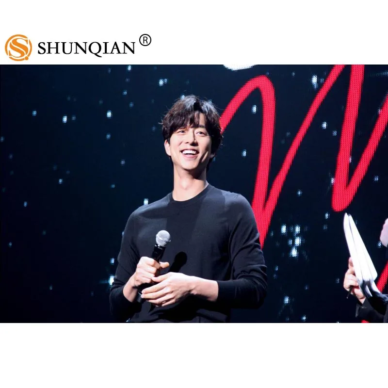 

High Quality Korea-Pop Gong Yoo Printed Satin Poster Fashion Home Art Deco Silk Poster Custom Logo Gift 20x30cm,27x40cm