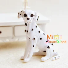 Мини-миниатюрный кукольный домик мини мебель аксессуары модель сидит далматинец