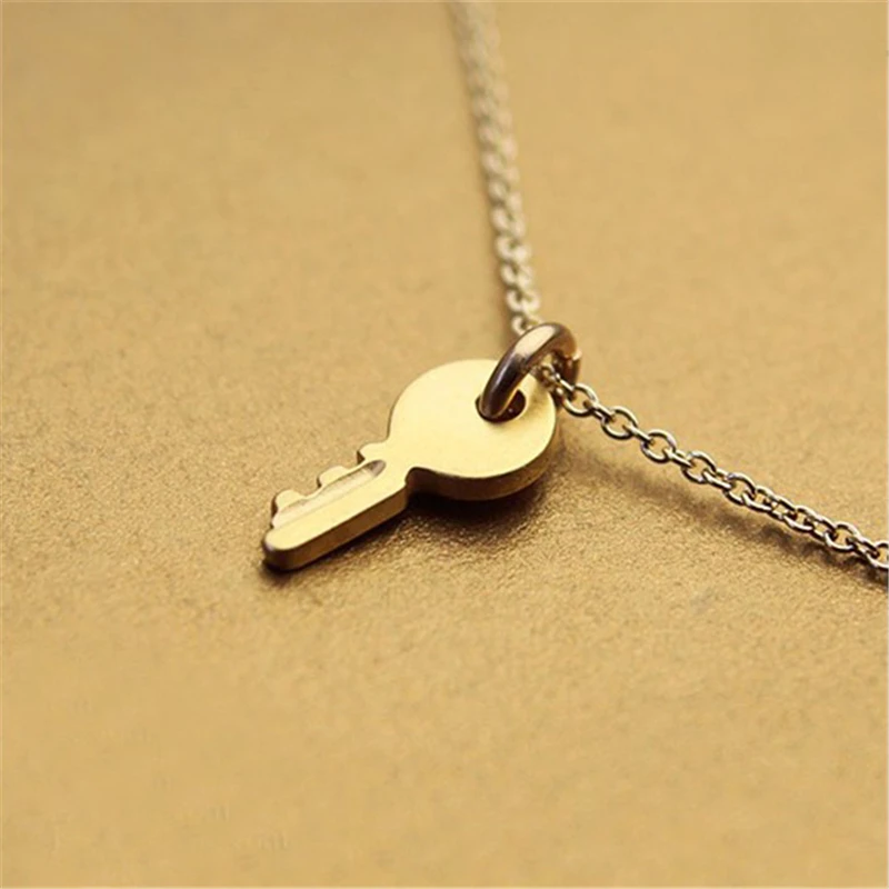 Fashion Key Pendant Necklace For Women Choker Necklace Jewelry Wholesale Gold Color Chain Jewellery With Gift Necklace With Card