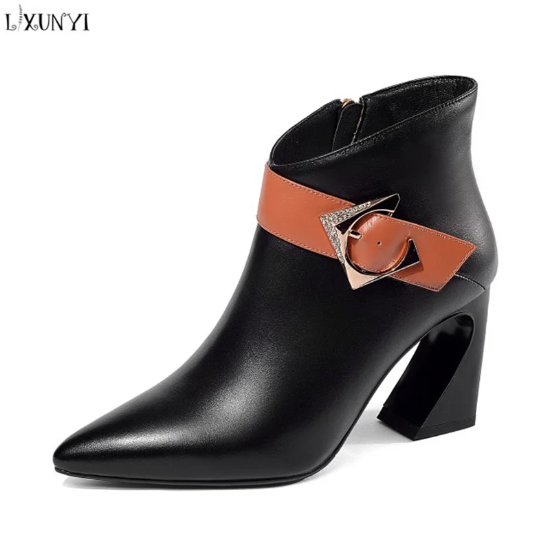 

LXUNYI 2018 New Arrival Side Zipper Buckles Winter Boots for Women 8 Cm Hoof Heels Pointed Toe Shallow Casual Ankle Boots Female