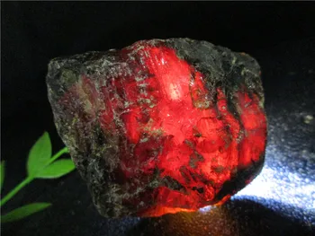 

Natural Red Blood Amber Minerals Stones Perot Blood Crystal Rock Specimens Mellite Noneystone Processing of Raw Materials