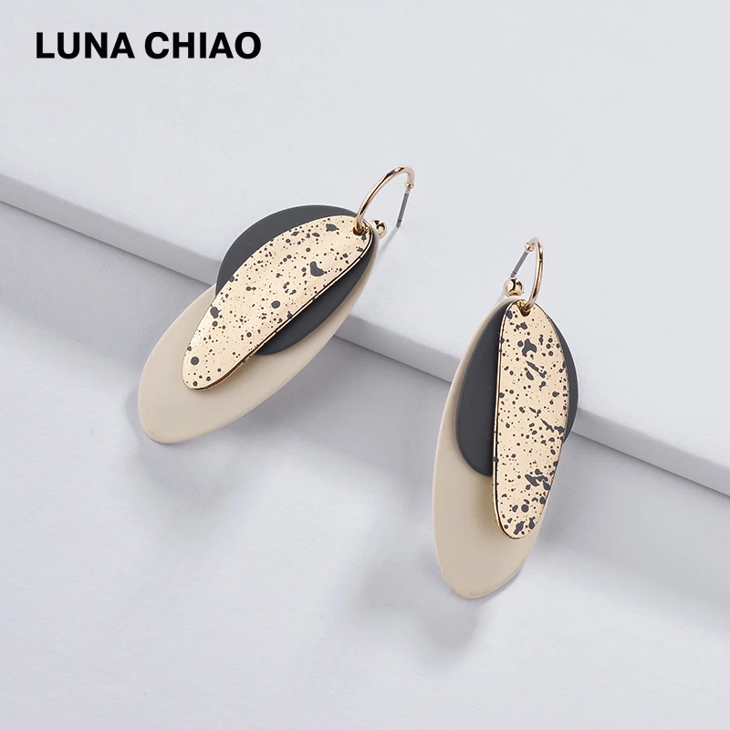 

LUNA CHIAO Fashion Jewelry Triple Layered Stacked Painted Earring Hyperbole Big Metal Dangle Statement Earrings