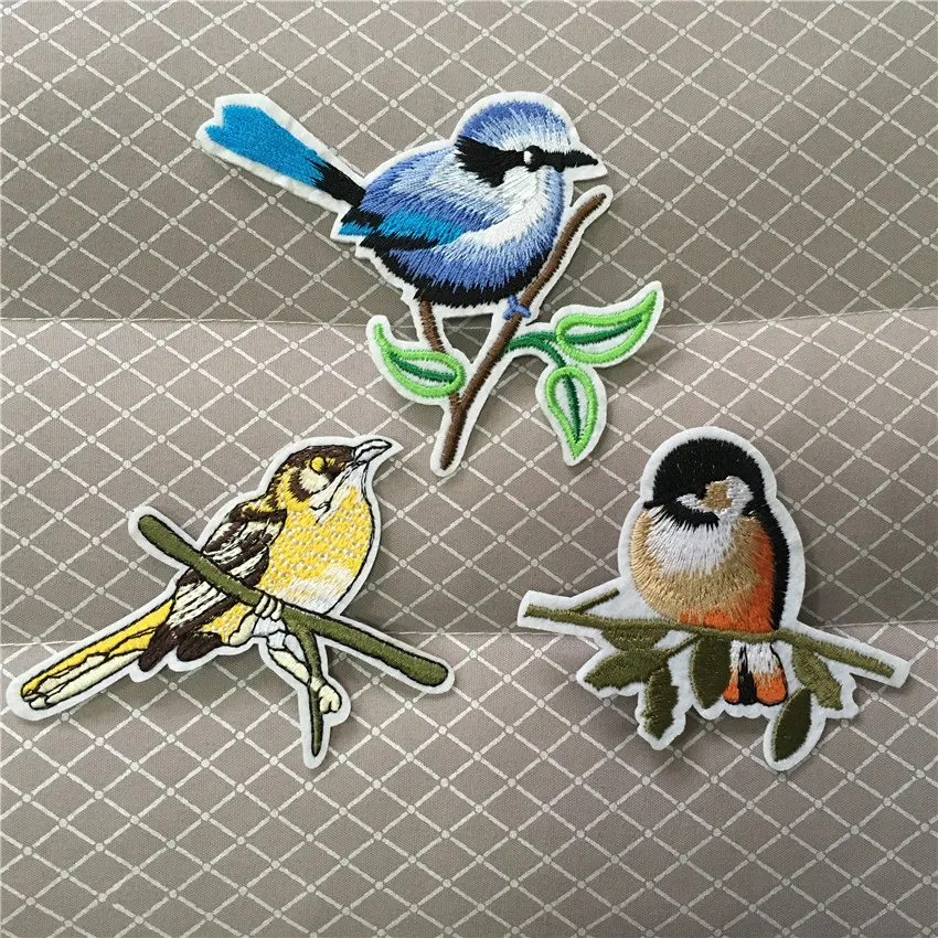 New Fashion Lifelike Cute Bird Patch Embroidered Iron On Patches for
