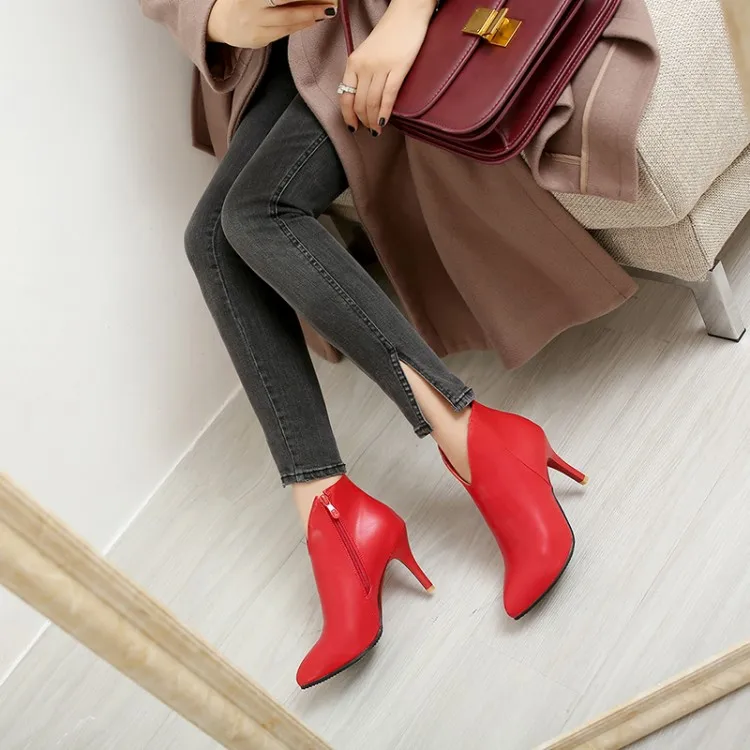 

Big Size 11 12 13 14 15 Ma'am Short boots Pure color Pointed Fashion boot barrel High heel boots