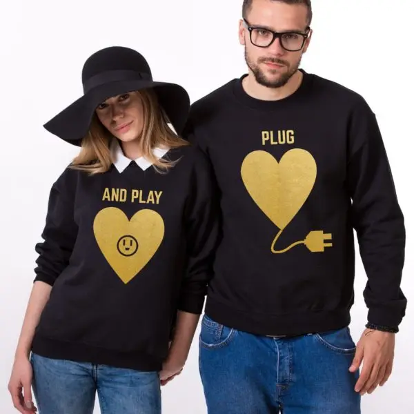 plug-and-play-sweatshirts-blackgold-600x600