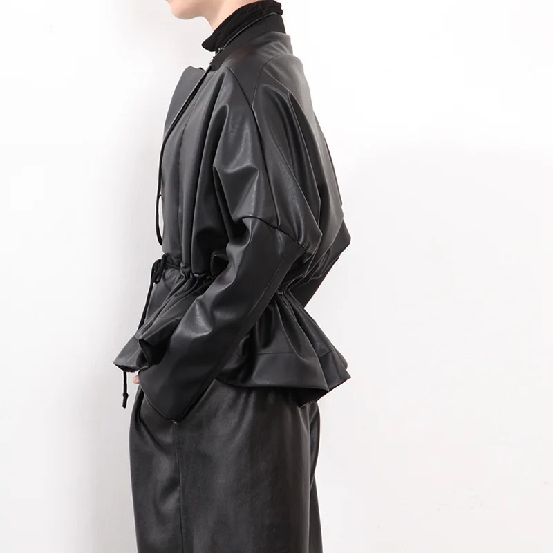 [EAM] 2019 New Spring Stand Collar Long Sleeve Black PU Leater Loose Big Size Short Jacket Women Coat Fashion Tide JG899