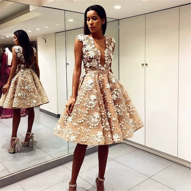 

Plus Size 2019 Women Summer Lace Dresses Vinatge Elegant Party Night Sexy Backless White Dress Lace Sleeveless Deep V Dress