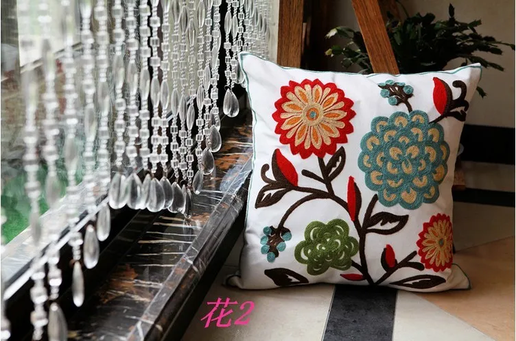 Hot new national style sofa /carcushions Flowers and Fashion Pillows decorate Hand-embroidered almofadas