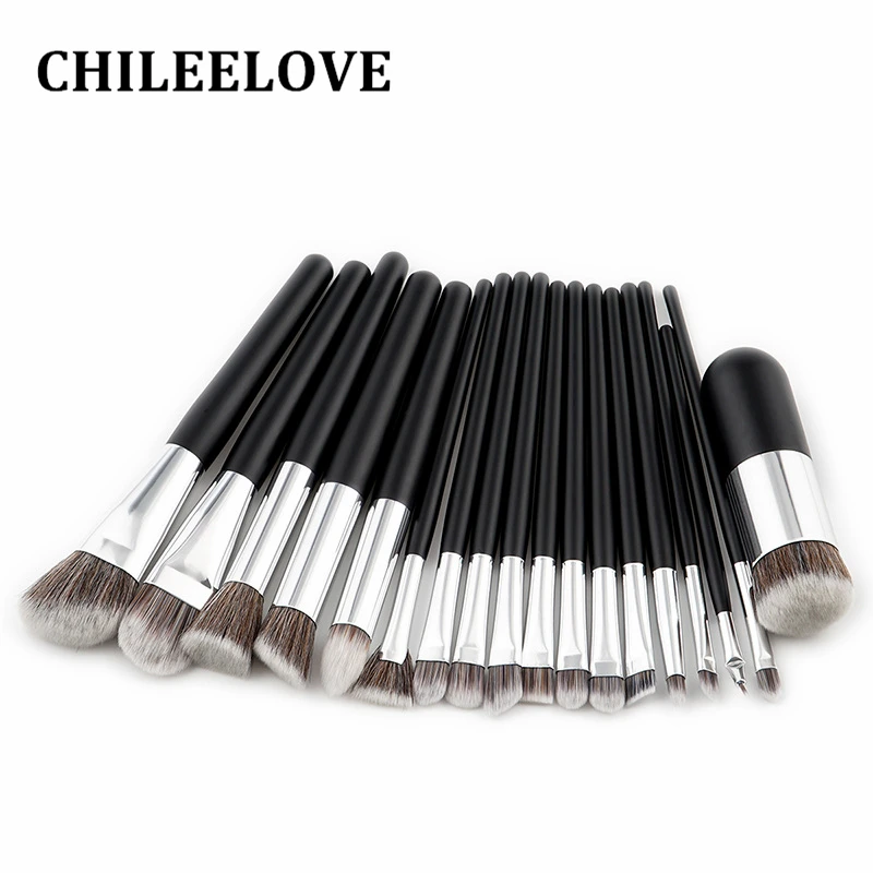 

CHILEELOVE 18 Pcs High Quality Black Handle Makeup Brushes Kit For Blush Foundation Fan Eye Shadow EyeBrow Powder Concealer