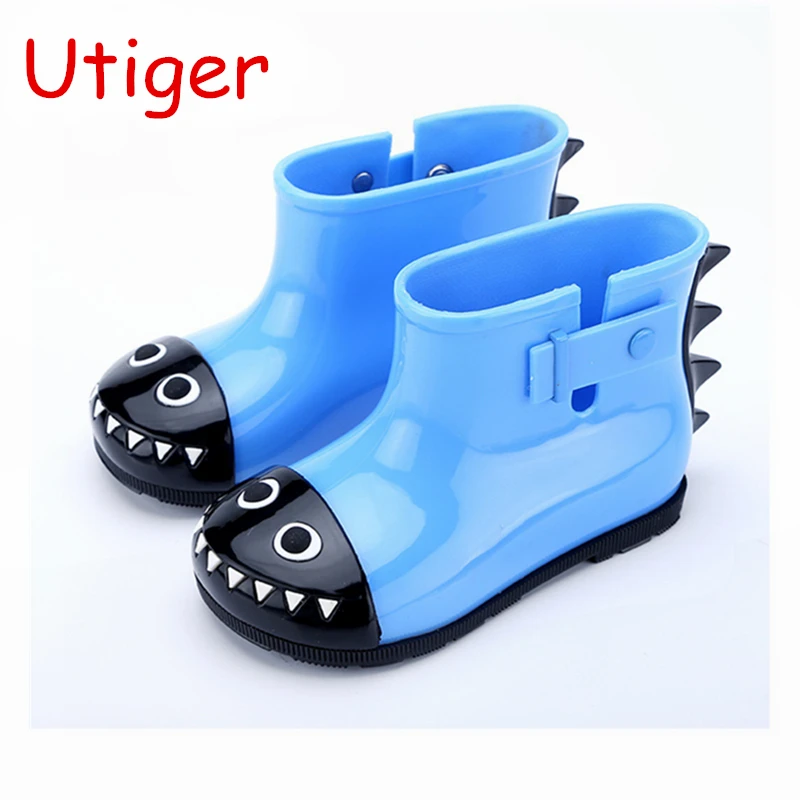 requin chaussure