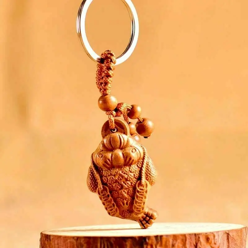 Wood Carving Chinese Zodiac Feng Shui Geomancy Mouse Statue Key Chain Ring