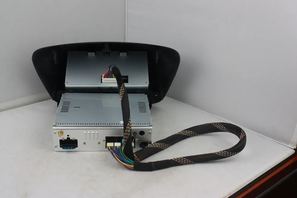 Sale 2GB RAM 7" Android 8.1 Car Radio DVD GPS Multimedia Head Unit for Renault Megane III Fluence With Bluetooth WIFI USB Mirror-link 5