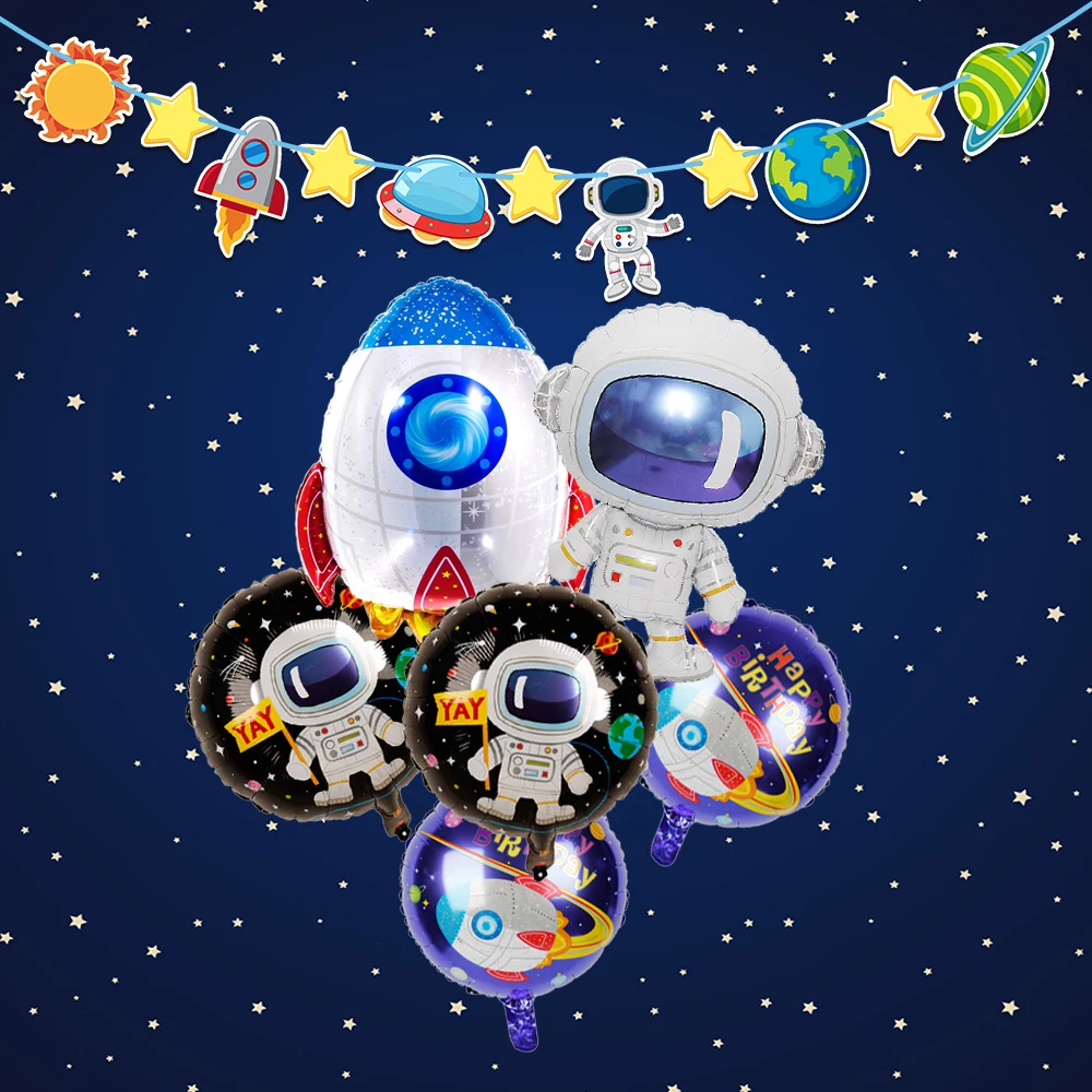 太空拉旗和气球