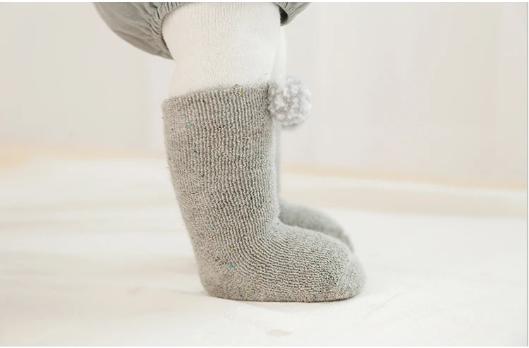 1 Pair Baby Socks For Unisex Cute Cartoon Cotton Thickened Kids Fur Ball Socks Knee Girl Boy Baby Toddler Socks infant Soft Cotton socks 0-5 Y (6)