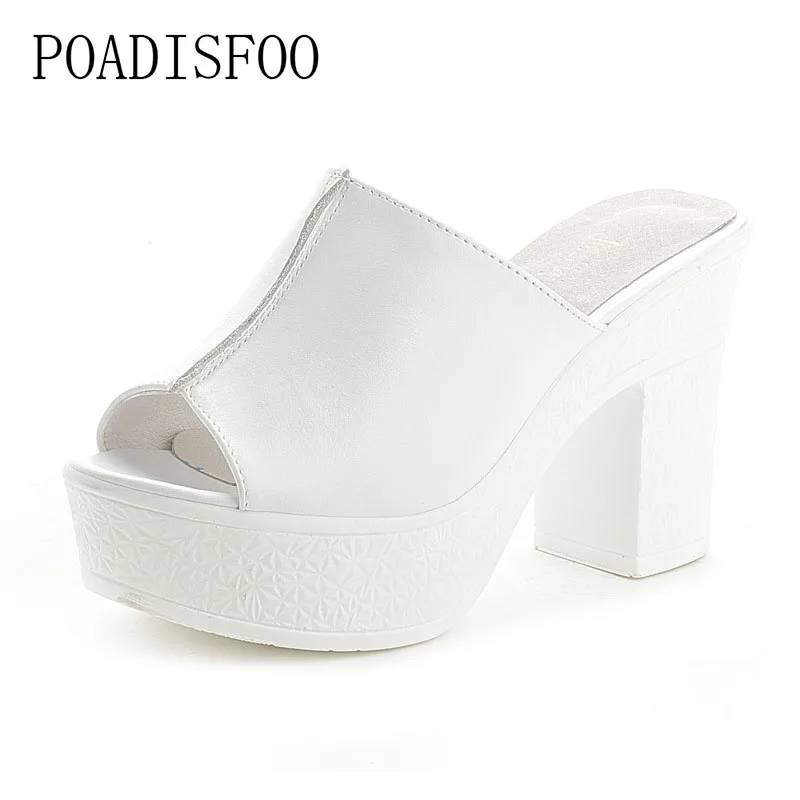 

POADISFOO 2018 summer new United States fashion leather word cool slippers with fish mouth sandals female .LL-5777