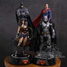 DC COMICS Супер герой Бэтмен/Чудо-Женщина/Супермен статуя с светодиодный светильник ПВХ фигурка Коллекционная модель игрушки
