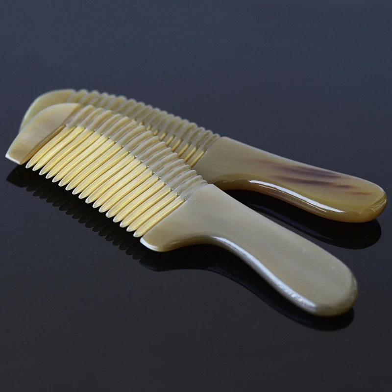 

1PC Engraved Yak Horn Comb 19cm Boutique Hair Horn Comb Natural G0412
