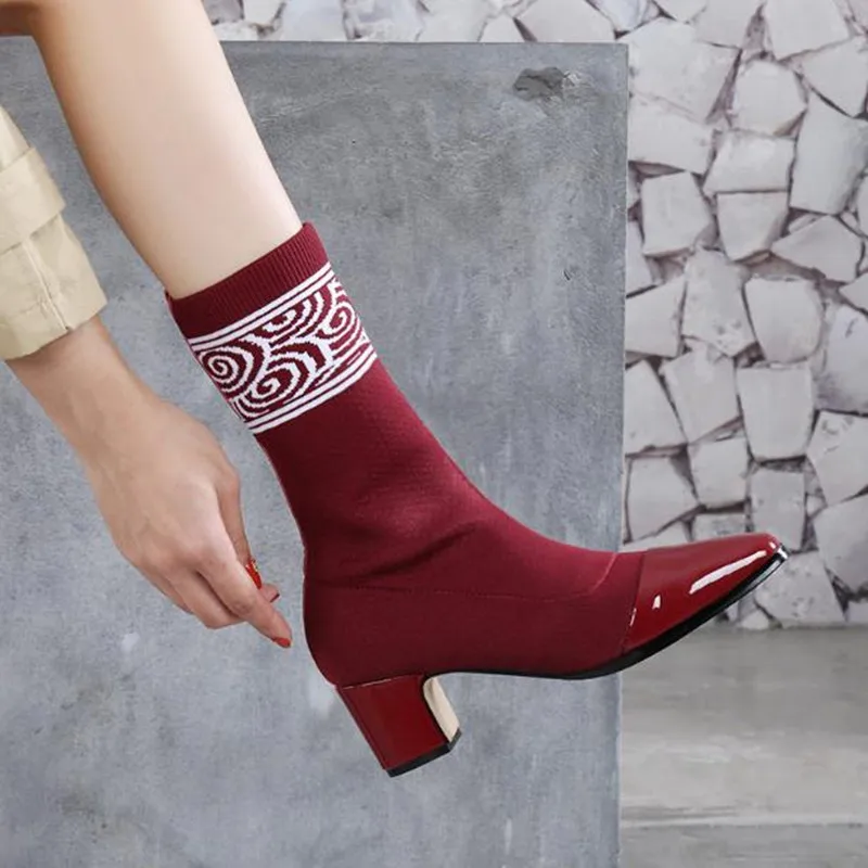 

2018 new autumn winter knitted elastic socks boots female thick with square head Middle boots Large size high heel women's boots