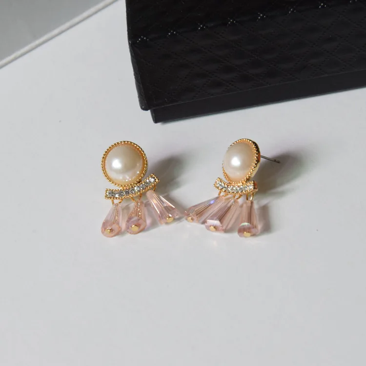 

Hot Selling Anti Allegic Women Crystal Earrings Dangle Simulated Decorative High Quality Women Drop Earrings