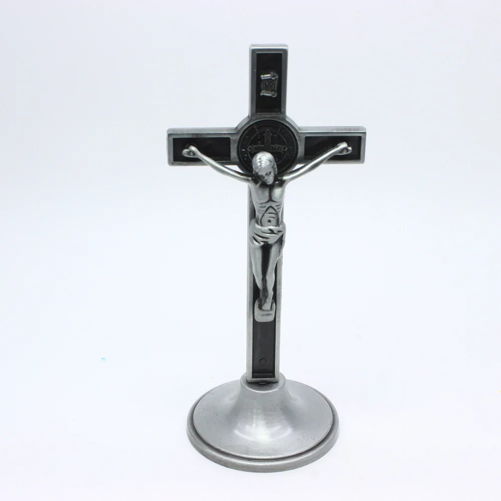 Church Relics Wall Crosses Crucifix Jesus Christ On The Stand Cross Wall Crucifix Antique Home Chapel Decoration Alloy material