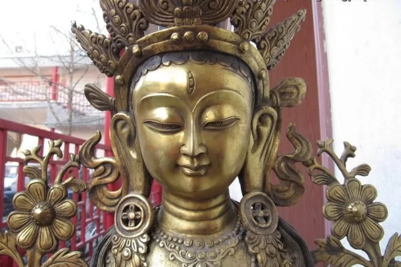 оби садовая скульптура будды. будда шакьямуни философы. классический буддизм. бодхисаттва самантабхадра. классический буддизм.